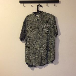 Ocean wave button up